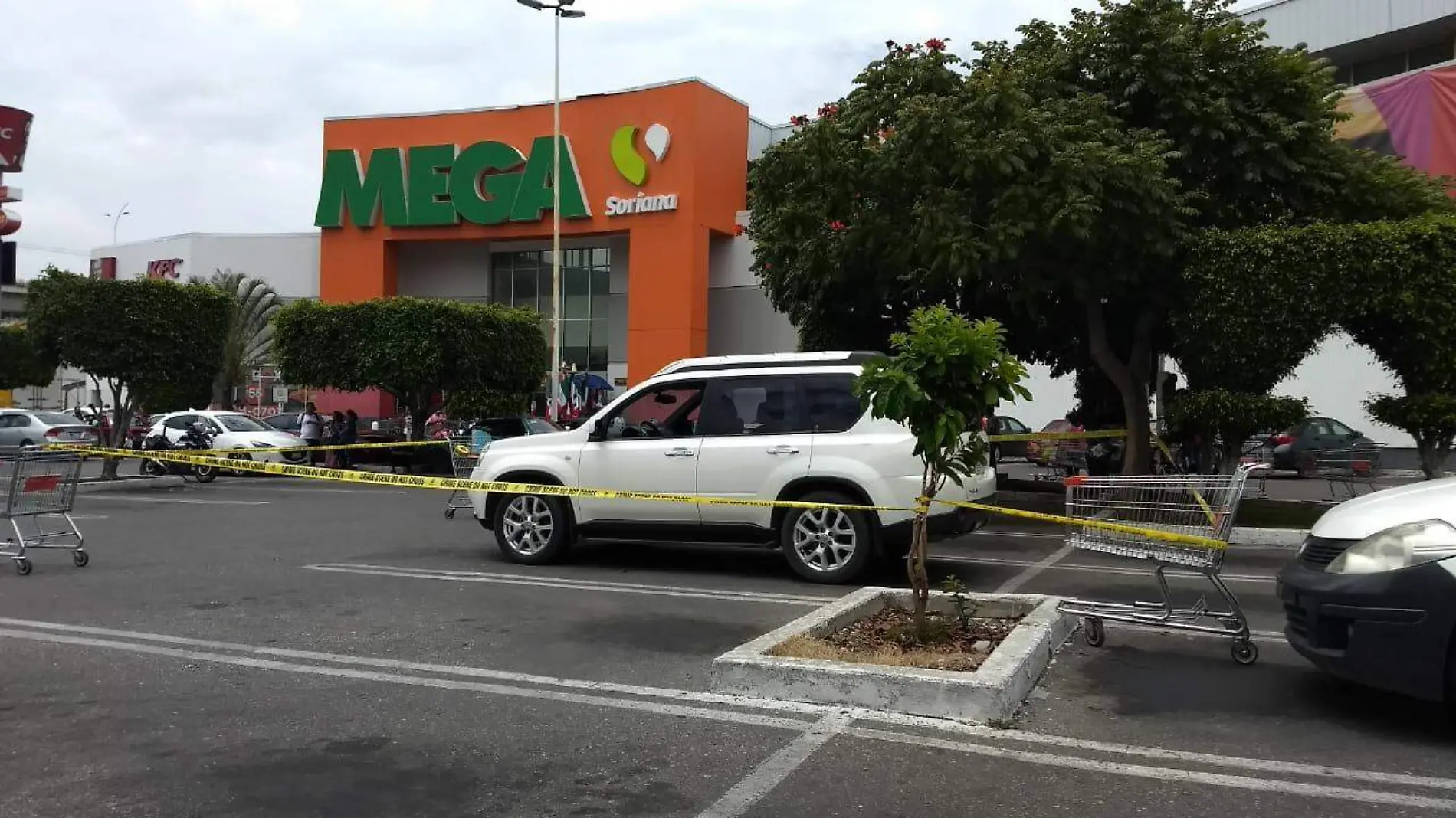 Intnto de asalto en la Mega de Jiutepec (1)